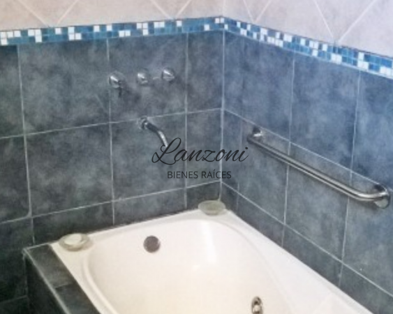 CASA QUINTA EN PUEBLO RURAL - Cód. LBR15CAS/Q