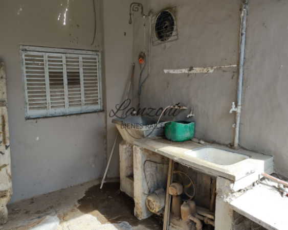 PROPIEDAD CON LOCAL COMERCIAL EN CUCULLU - Cod. LBR142CAS/C 