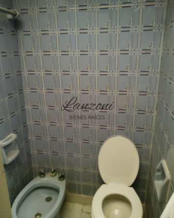 PROPIEDAD CON LOCAL COMERCIAL EN CUCULLU - Cod. LBR142CAS/C 