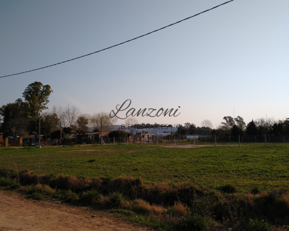 LOTEO: ÚLTIMOS DOS LOTES A 5 CUADRAS DEL CENTRO - Cód. LBR121LOT