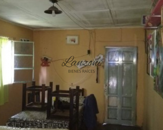 PROPIEDAD EN VENTA CON INTERESANTE AMPLITUD DE ESPACIO VERDE - Cod. LBR110CAS 