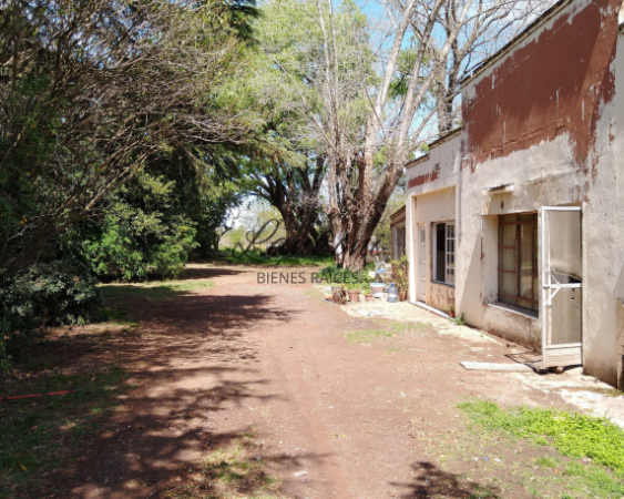 PROPIEDAD EN VENTA SOBRE RUTA NACIONAL n°7 - Cod.LBR68aCAS/LOT 