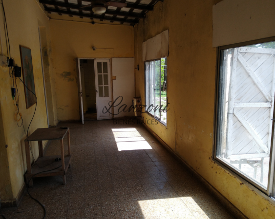 PROPIEDAD EN VENTA SOBRE RUTA NACIONAL n°7 - Cod.LBR68aCAS/LOT 