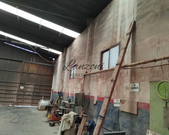 INTERESANTE GALPON UBICADO A METROS DE COLECTORA NORTE - Cod. LBR148GAL