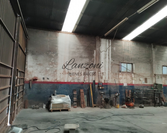 INTERESANTE GALPON UBICADO A METROS DE COLECTORA NORTE - Cod. LBR148GAL