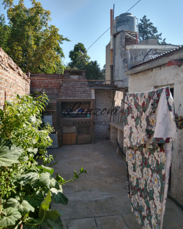 PROPIEDAD EN VENTA - LUJAN; Cod. LBR149CAS/L 