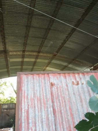 PROPIEDAD EN VENTA CON INTERESANTE AMPLITUD DE ESPACIO VERDE - Cod. LBR110CAS 